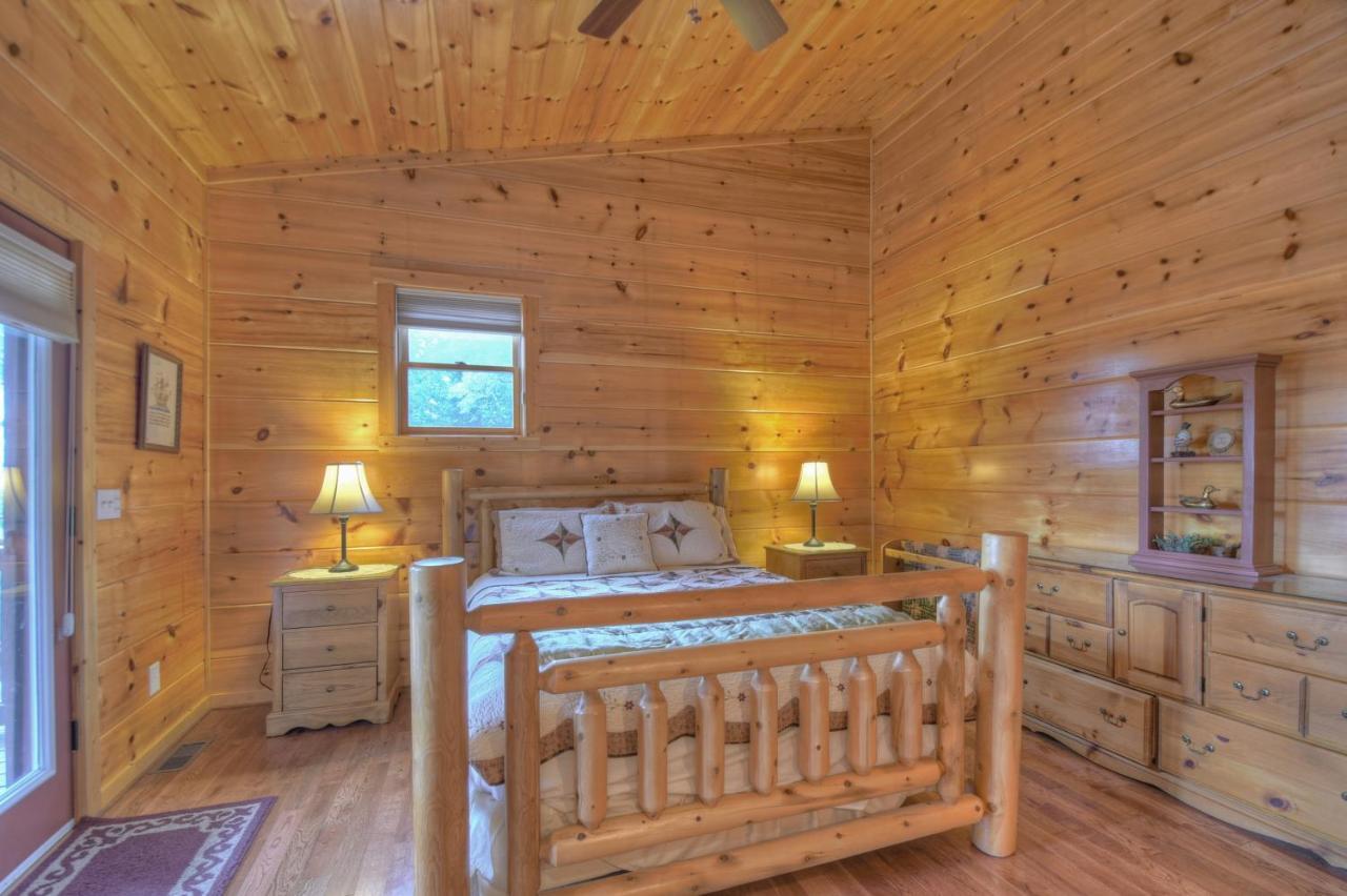 Hawks Hideaway - Cuddleup Villa Mashburn Mill Екстериор снимка