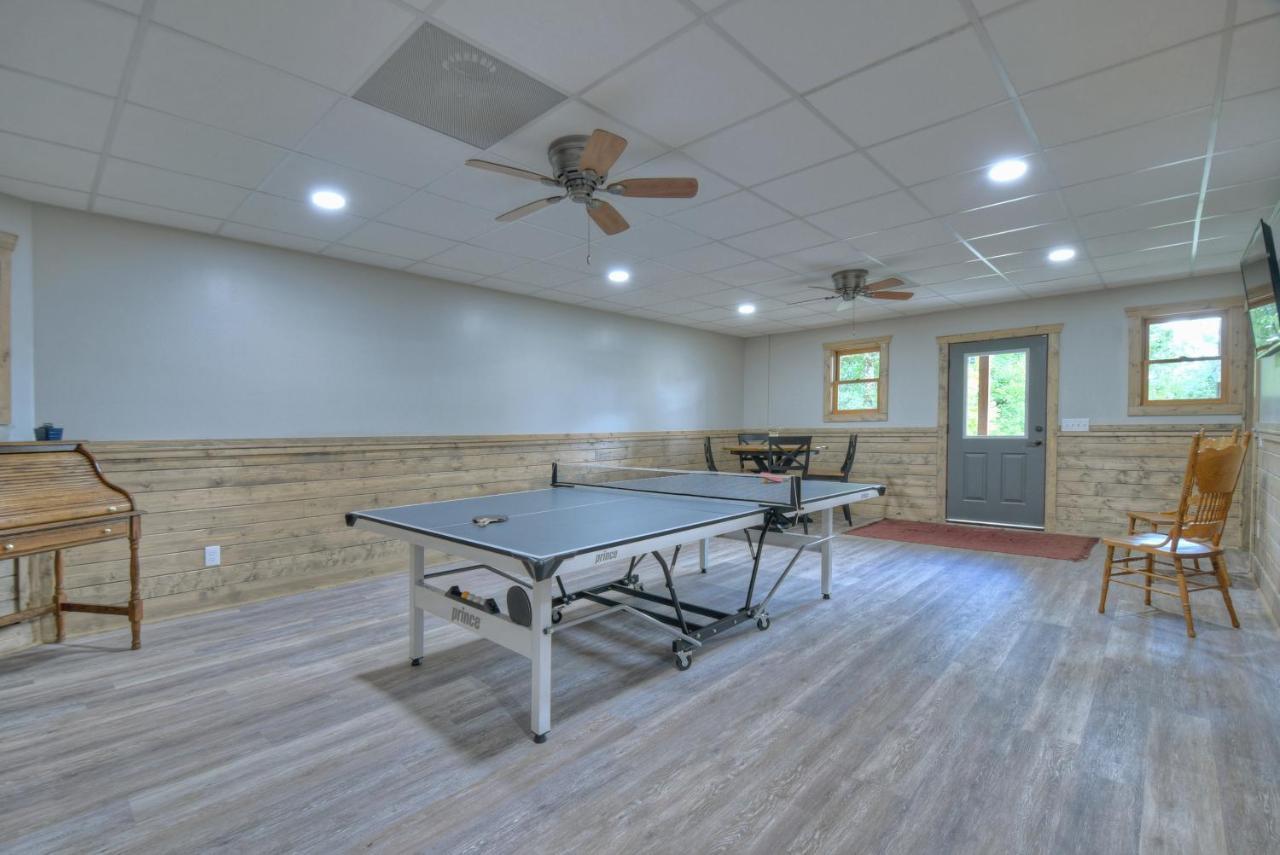Hawks Hideaway - Cuddleup Villa Mashburn Mill Екстериор снимка